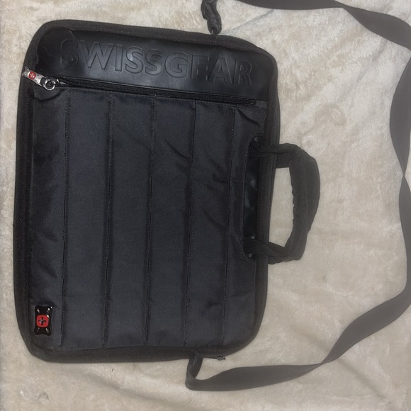 Swiss Gear Slim Case Padded Laptop Messenger Satchel Adjustable Strap 17"x13" - Picture 1 of 7